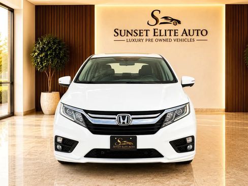Used 2018 Honda Odyssey EX-L image 2