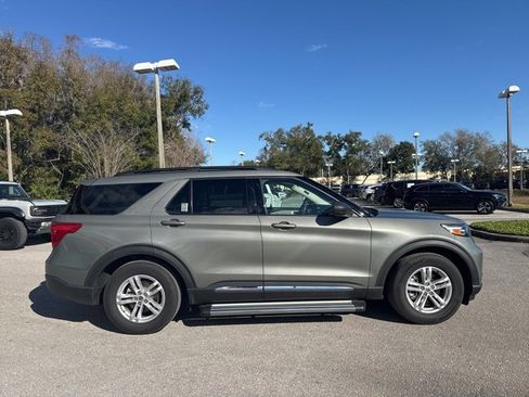 Used 2020 Ford Explorer XLT w/ Equipment Group 202A image 7