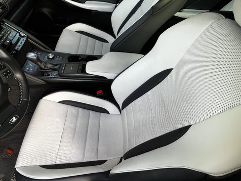 Certified 2025 Lexus IS 350 F Sport image 16