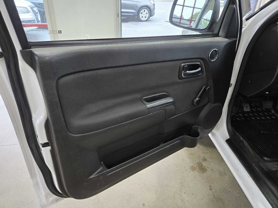Used 2012 Chevrolet Colorado W/T RWD image 11