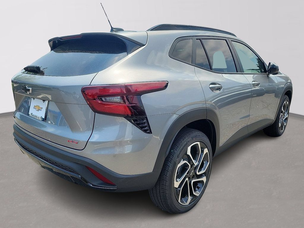 New 2026 Chevrolet Trax RS w/ Sunroof Package FWD image 3