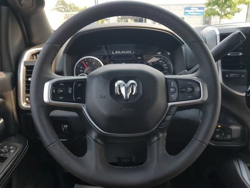 Certified 2025 RAM 2500 Big Horn AWD/4WD image 26