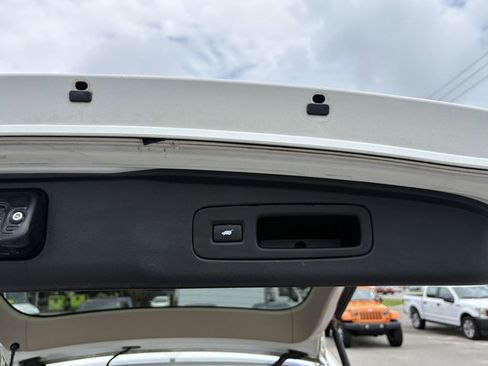 Used 2015 Honda CR-V Touring image 28
