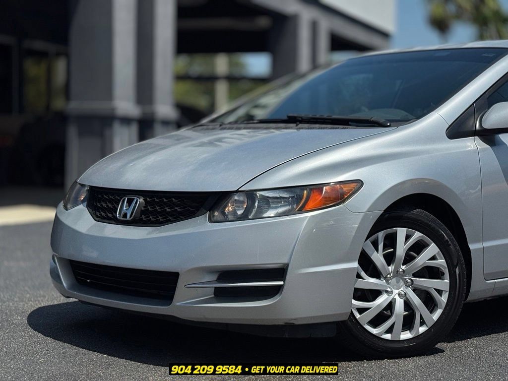 Used 2010 Honda Civic LX image 2