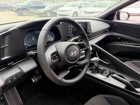 New 2026 Hyundai Elantra Sport FWD image 27
