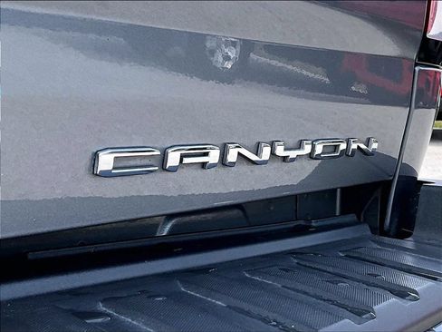 Used 2021 GMC Canyon Denali AWD/4WD image 9