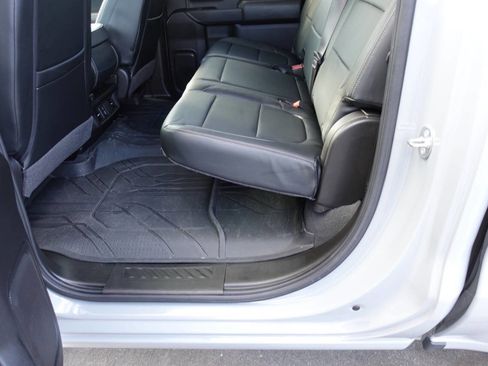 Used 2024 Chevrolet Silverado 1500 Custom image 21