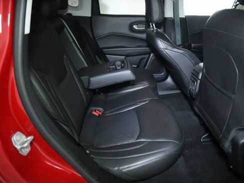 Used 2018 Jeep Compass Latitude w/ Popular Equipment Group image 31