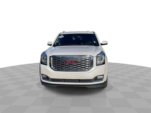 Used 2018 GMC Yukon Denali w/ Denali Ultimate Package image 3