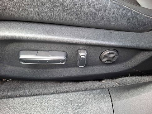 Used 2019 Honda Accord Sport image 12