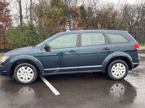 Used 2014 Dodge Journey American Value Package w/ Flexible Seating Group image 2