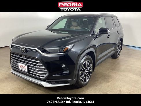 Used 2025 Toyota Grand Highlander AWD Hybrid image 1