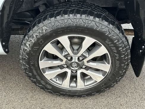 Used 2019 Toyota Tundra Limited image 5