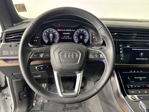 Certified 2025 Audi Q8 Premium Plus w/ Premium Plus Package AWD/4WD image 13
