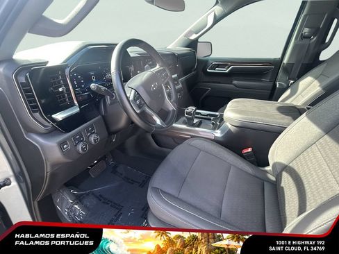 Certified 2025 Chevrolet Silverado 1500 RST AWD/4WD image 14