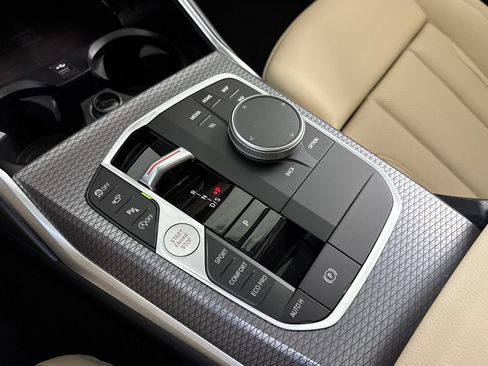 New 2026 BMW 330i Sedan w/ M Sport Package RWD image 17
