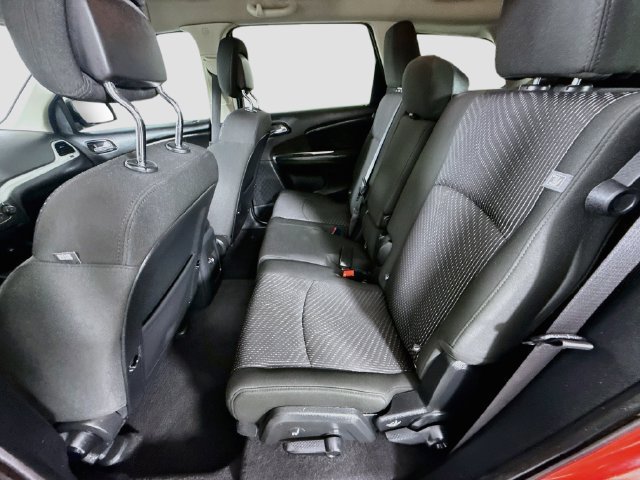Used 2020 Dodge Journey SE w/ SE Popular Equipment Group FWD image 22