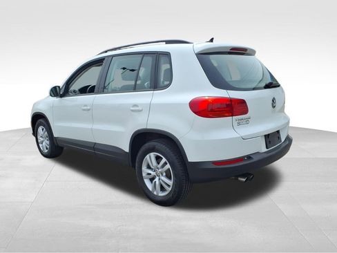 Used 2017 Volkswagen Tiguan S FWD image 24