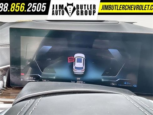 Used 2025 BMW X5 xDrive50e image 5