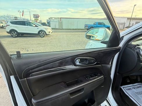 Used 2016 Buick Enclave Leather AWD/4WD image 31
