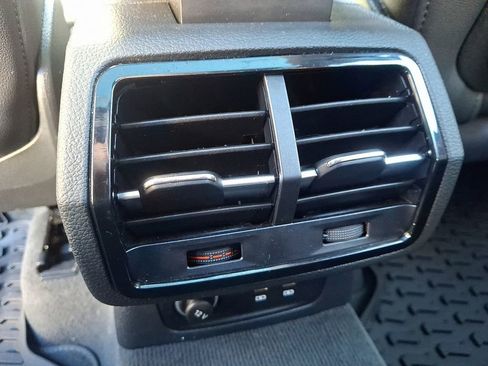 Used 2022 Audi Q3 2.0T Premium Plus w/ Premium Plus Package image 11