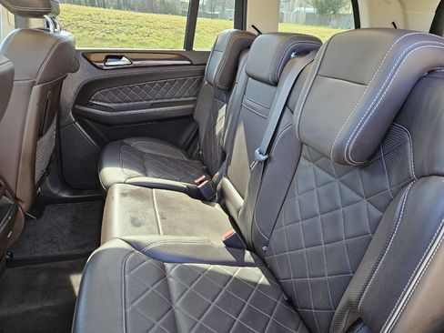 Used 2019 Mercedes-Benz GLS 450 4MATIC image 13