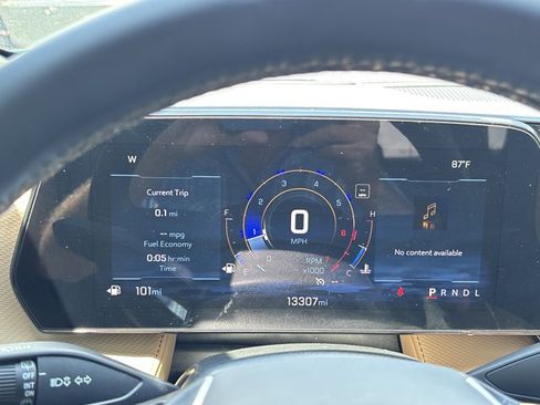 Used 2025 Chevrolet Equinox ACTIV FWD image 23