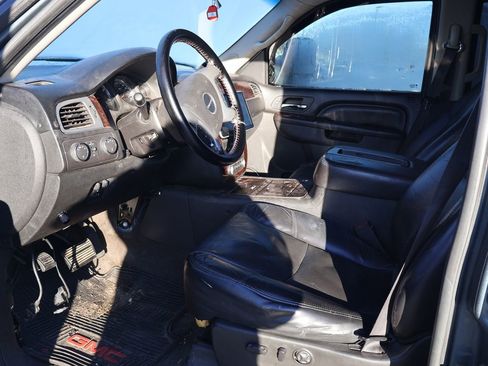 Used 2011 GMC Sierra 2500 Denali image 4