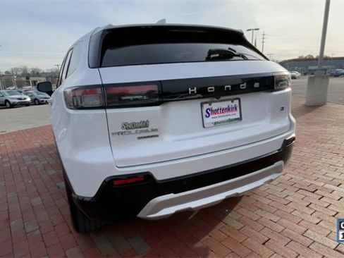 Certified 2025 Honda Prologue Touring image 8