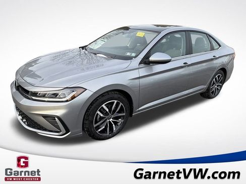 New 2026 Volkswagen Jetta SE image 1