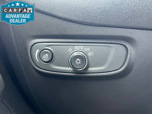 Certified 2023 Chevrolet Equinox LT FWD image 11
