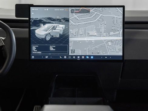 Used 2024 Tesla Cybertruck AWD Crew Cab image 29