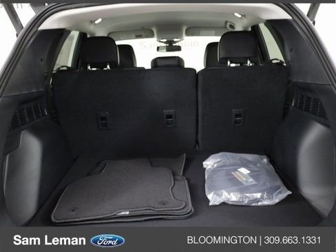 New 2025 Ford Escape SE w/ PHEV Premium Package image 22