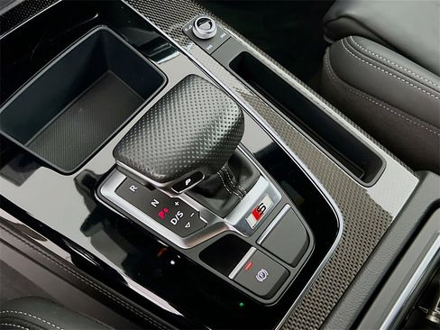 Used 2022 Audi SQ5 Premium Plus w/ Premium Plus Package image 18