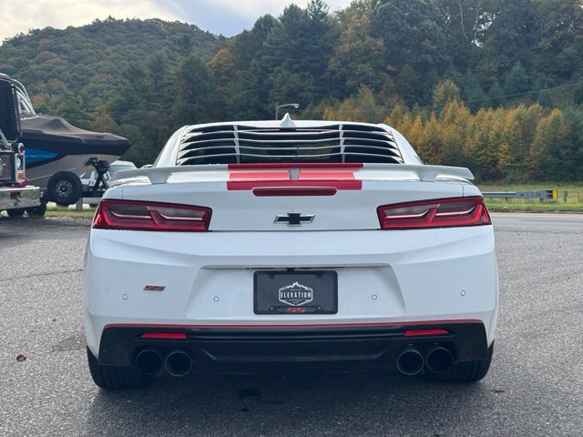 Used 2017 Chevrolet Camaro SS RWD image 6