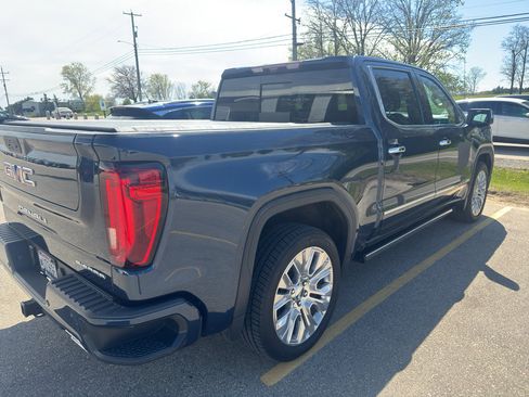 Used 2020 GMC Sierra 1500 Denali w/ Denali Ultimate Package AWD/4WD image 5