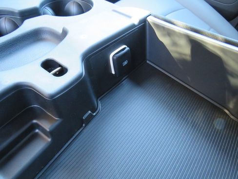 New 2023 RAM 4500 Tradesman w/ Chrome Appearance Group image 31