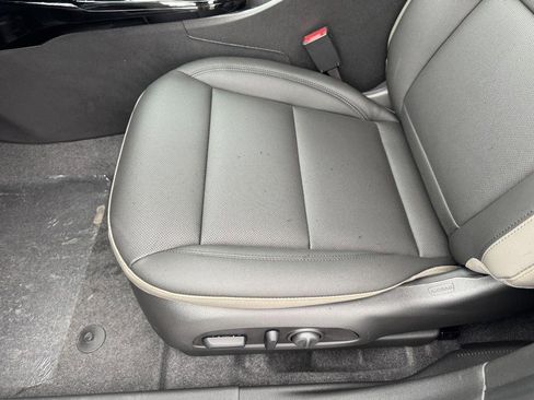 New 2026 Chevrolet Trax ACTIV w/ Driver Confidence Package image 33