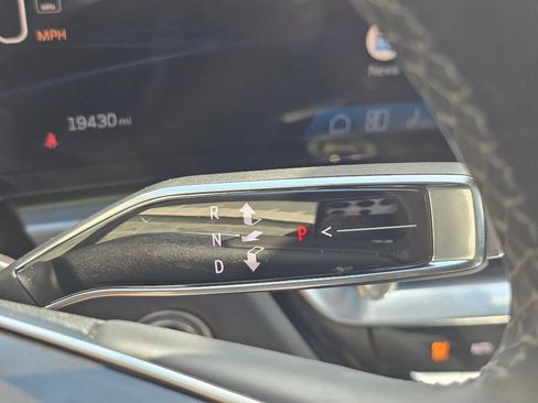 Used 2024 Cadillac Lyriq Tech RWD image 39