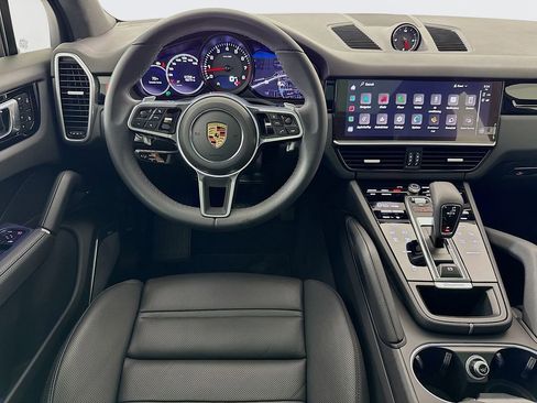Certified 2023 Porsche Cayenne AWD/4WD image 25