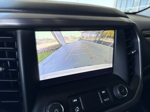 Used 2020 GMC Acadia AT4 w/ LPO, 'HIT The Road' Package AWD/4WD image 23