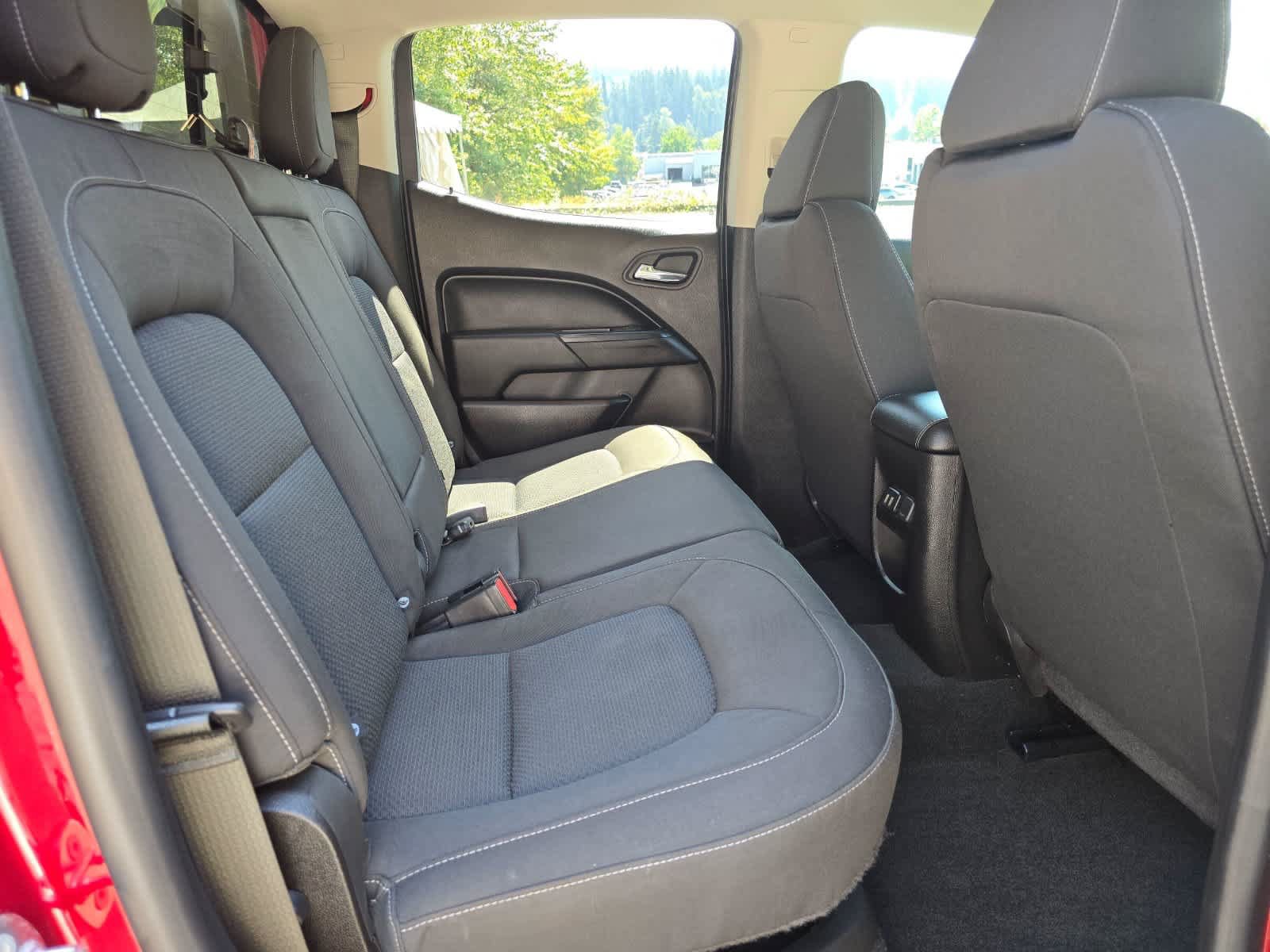 Used 2018 Chevrolet Colorado LT w/ LT Convenience Package RWD image 23