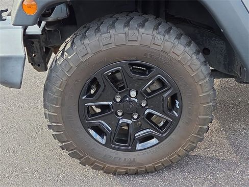 Used 2016 Jeep Wrangler Sport image 30