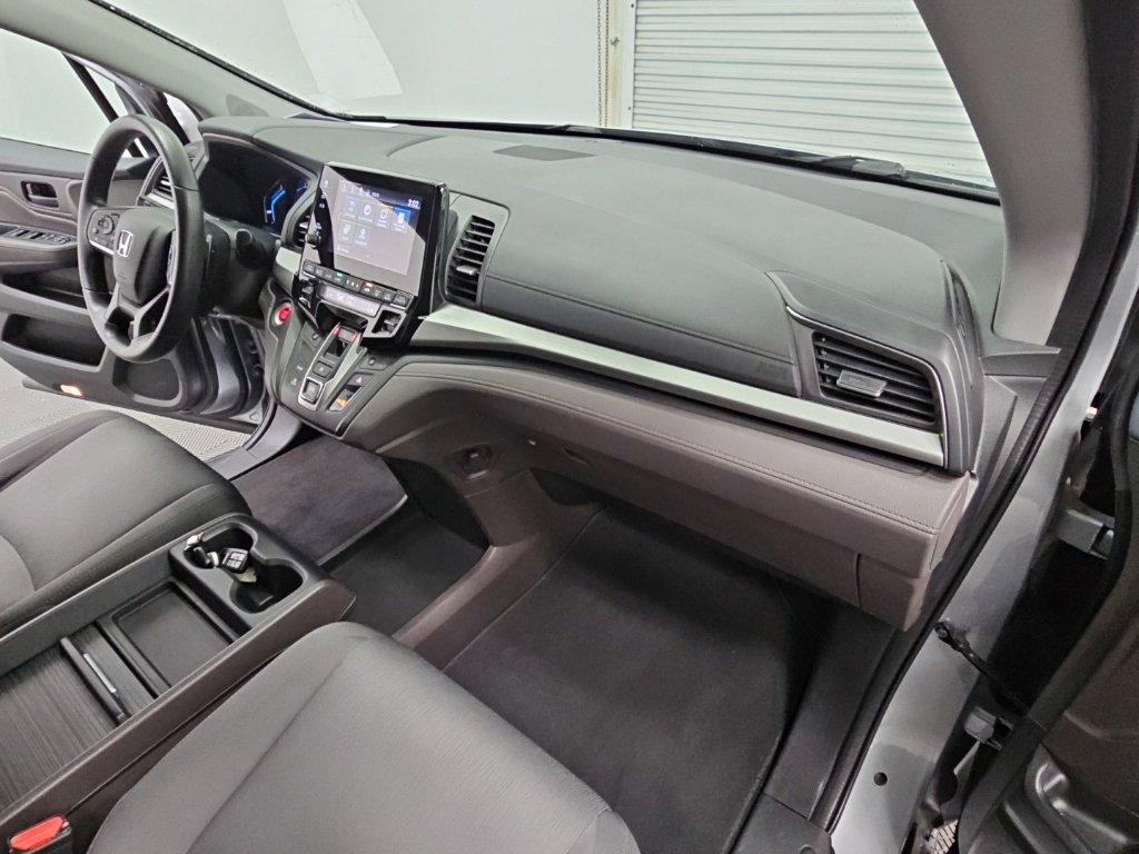 Used 2018 Honda Odyssey EX image 34
