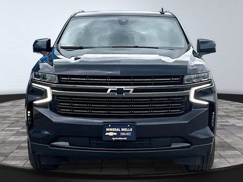 Used 2022 Chevrolet Tahoe RST w/ Sport Performance Package AWD/4WD image 2