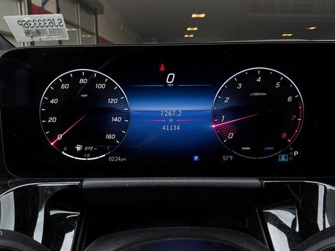 Used 2025 Mercedes-Benz GLA 250 image 44