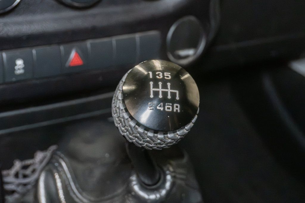 Used 2015 Jeep Wrangler Sport AWD/4WD image 14