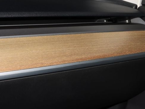 Used 2018 Tesla Model 3 Long Range image 46