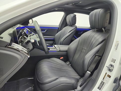 Used 2022 Mercedes-Benz S 500 4MATIC image 13