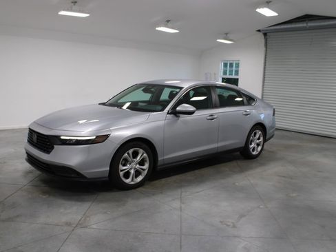 Used 2024 Honda Accord LX image 4